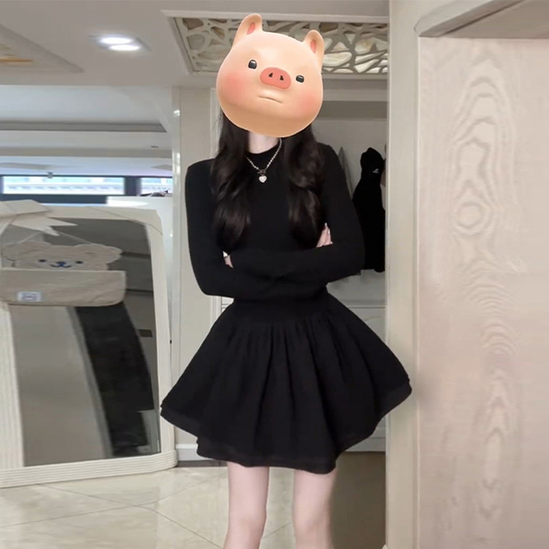 Winter Black Knitted Dress for Women, Early Spring 2026 New Style, Inner Layer, Petite, Chanel-Style Short Skirt for Women