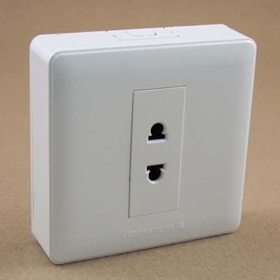 Lian Feng type 86 surface-mounted two-hole socket Two-eye surface-mounted panel socket 86 surface-mounted two-hole socket 10A surface-mounted