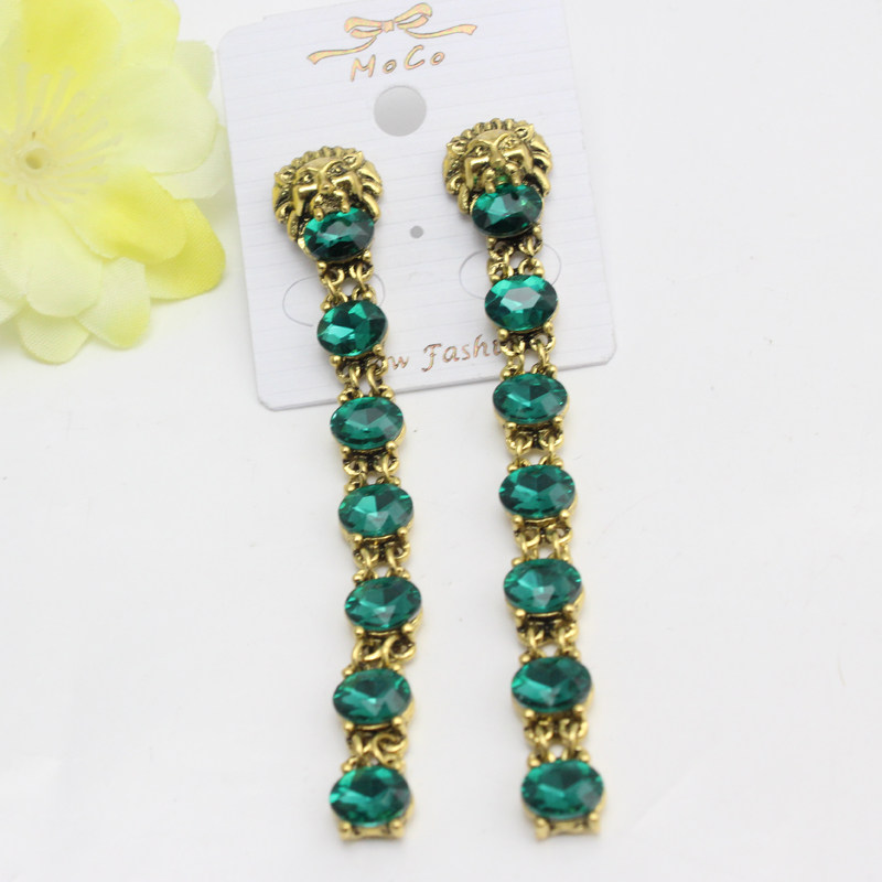 Korean version of the new retro Yang power Tongo Tidal Lion Head Tiger Head Green Gem Long Version Earrings Temperament Earrings Earrings