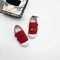 На липучке, красный