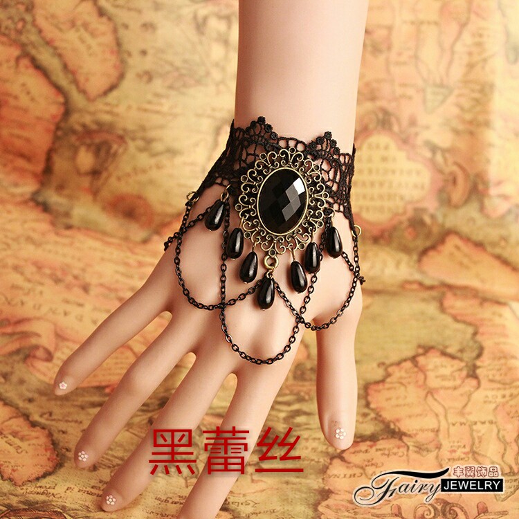 Nhật Bản và Hàn Quốc retro ngọt ngào nhiều vòng tay ren vòng một chuỗi hiệu suất vòng tay nữ Loli cô dâu trang sức cưới - Vòng đeo tay Cuff vòng lv