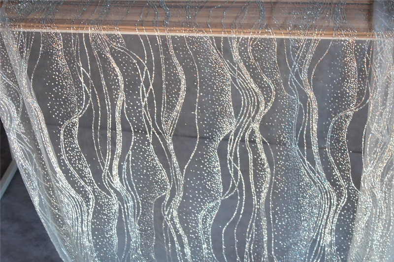 Sequin bạc ánh trăng sóng lạnh hình mờ hạt sắt nóng lưới điểm váy cưới vải ren vải váy - Vải vải tự làm