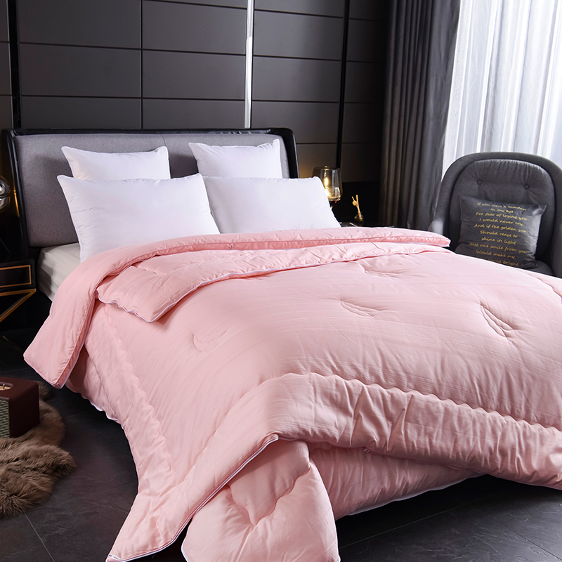 Primary-secondary quilt with two-in-one pull-in-style thickened quilt core Four Seasons universal spring autumn quilted quilted quilted by a double quilt