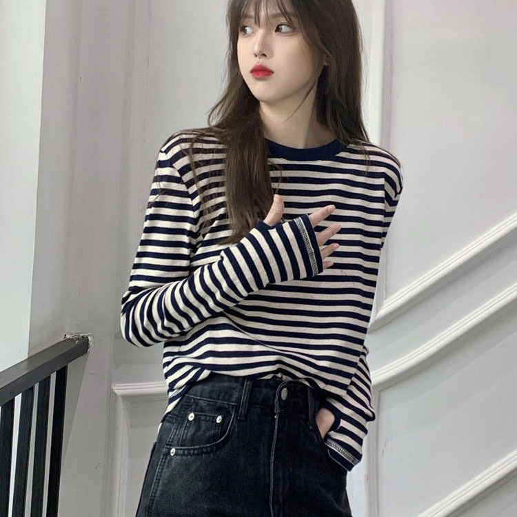T-Shirt with Gloves for Female Students, Writing Cover for Back of Hand and Thumb Hole, Loose Fit, Finger Protection, Autumn Striped Shirt T-Shirt with Gloves for Female Students, Writing Cover for Back of Hand and Thumb Hole, Loose Fit, Finger Protection, Autumn Striped Shirt