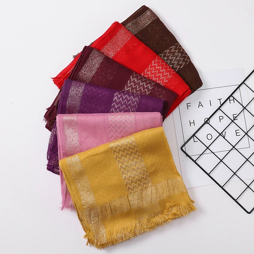 Шарф с кисточками, шелковые нитки, из Малайзии