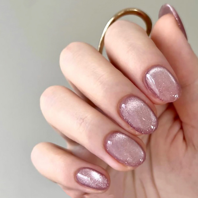 New Lavender Cat-Eye Short Press-On Nails, Gentle and High-End Nail Art Finished Product, Patch-On Nails That Enhance Complexion and Add Elegance