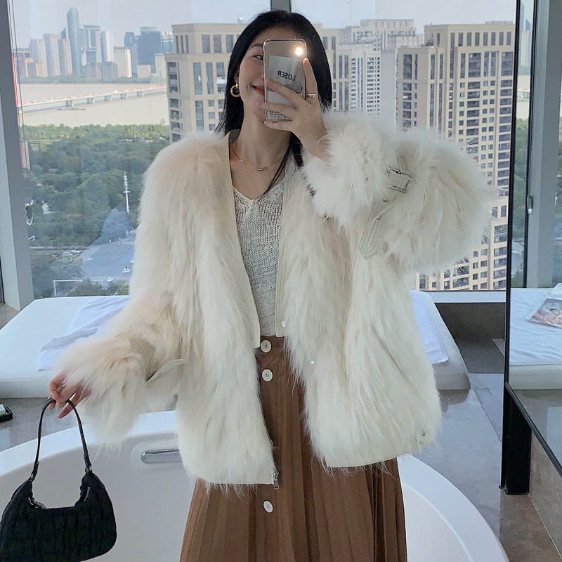 Raccoon fur knitted fur coat women's mid-length young real fur fashion fox fur coat encrypted V-neck car strip