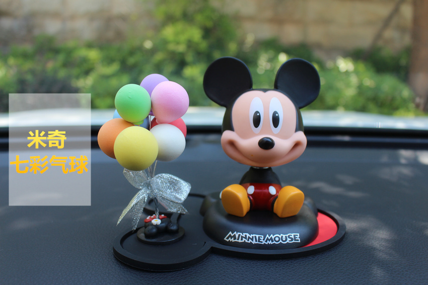 Xe Disney dễ thương bên trong Phụ kiện Mickey Minnie Chuột Mickey Xe lắc đầu Xe trang trí búp bê - Trang trí nội thất dcor phòng ngủ vintage