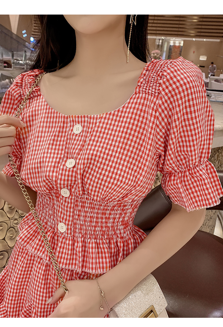 VK旗艦店 韓系格子荷葉邊短款上衣半身裙套裝短袖裙裝