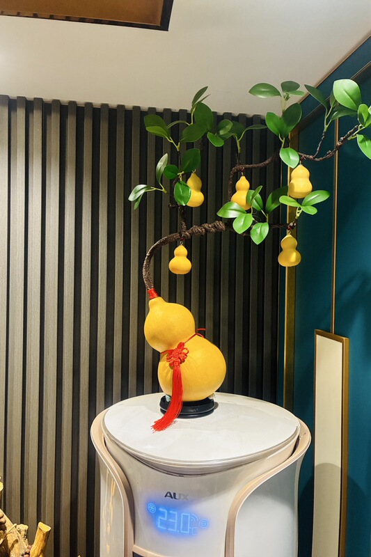 Naturally Grown Gourd Doll with 7 Gourds on One Vine, Home Entrance Crafts, Decorative Ornaments, Attracts Wealth and Prosperity Naturally Grown Gourd Doll with 7 Gourds on One Vine, Home Entrance Crafts, Decorative Ornaments, Attracts Wealth and Prosperity
