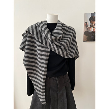 Wool100% shawl plus large autumn and winter triangle scarf