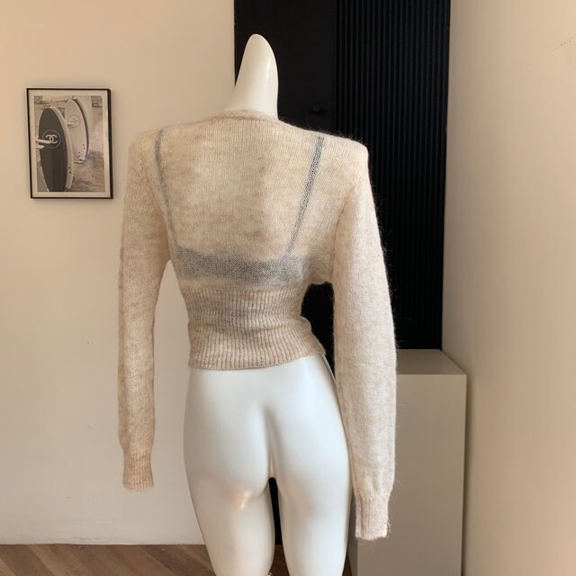 Lin Xi Xi Waist-Slimming Beauty God V-Neck Short Knitted Cardigan for Women, Slim-Fit Long-Sleeve Pure Desire Top for Autumn