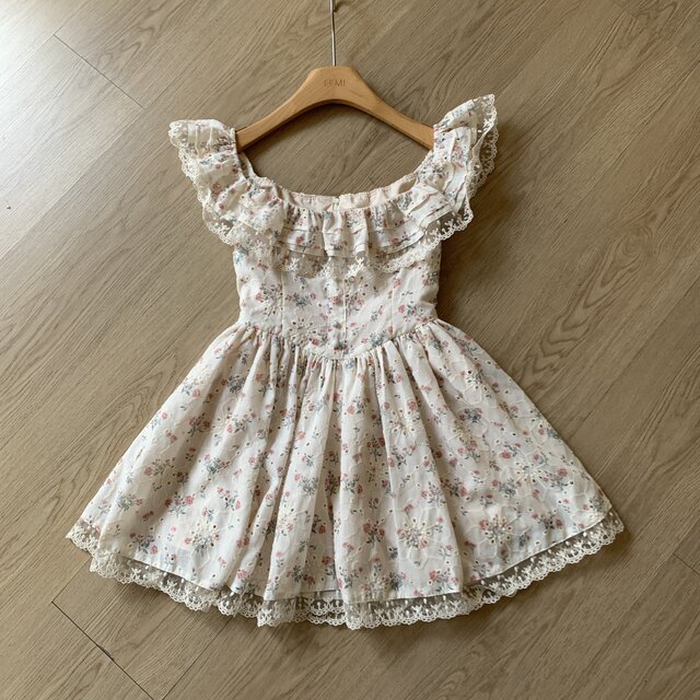 Lin Xiasha Square-Neck Floral Dress for Women 2025 Spring New Style Pure Desire A-Line Dress with Gentle Temperament