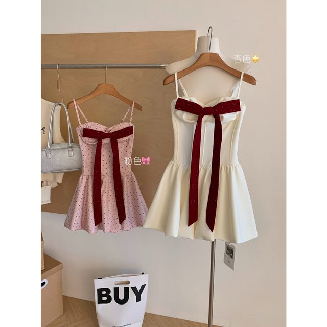 Lin Xiaxia's New French-Style Pure Desire Bow-Tie Waist-Cinching Slimming Polka Dot Women's Dress