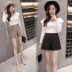 Quần short len ​​nữ mùa thu đông 2018 phiên bản mới của Hàn Quốc hoang dã eo cao sang trọng là quần lửng ống rộng thoải mái bên ngoài mặc quần bốt quần đùi jean nữ Quần short