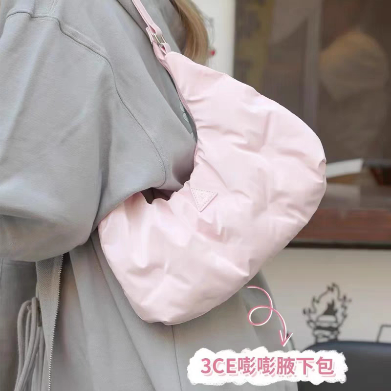 Free Shipping 3Ce Peripheral Pink Underarm Bag down Bag New Lotus Pink Handbag Travel Bag Cloud Bag