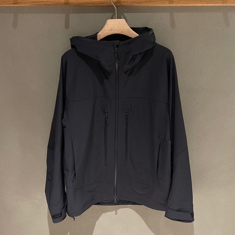 Men's Outdoor Leisure Sports Multi-Functional Soft Shell Jacket Double-Layer Woven Water-Repellent and Windproof Hooded Jacket