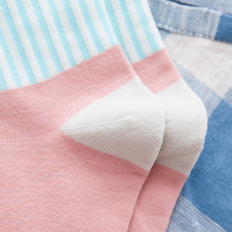 Simpson phim hoạt hình mùa thu và mùa đông ống nam và nữ vớ cotton Cá nhân độc lập hộp đôi vớ vớ đường ống vớ thủy triều vớ da dài