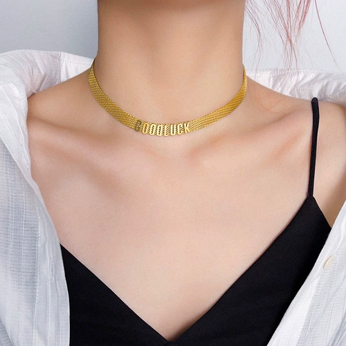 Короткий демисезонный небольшой дизайнерский свитер из нержавеющей стали, изысканный стиль, коллекция 2022, тренд сезона