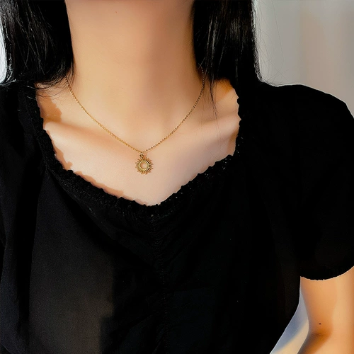 Ожерелье Sunshine Girl с подсолнухом, женское летнее студенческое лесное ожерелье в корейском стиле, ювелирные изделия из титановой стали, новинка 2021, новый тренд