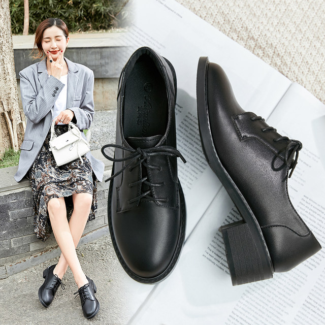 Small leather shoes women's winter plus velvet British style 2021 black flat-bottom work soft-soled professional peas work shoes