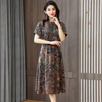 Deficit with clear cabin pearl satin cloud yarn Genuine Silk Dress Woman 2021 Summer Silk Mulberry Silk Round Collar Mom Dress