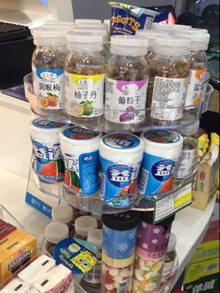 Multi-layer rotating cigarette rack rotating cigarette rack xylitol canned desktop promotion display rack supermarket desktop display rack