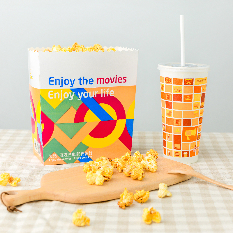 Wanda Cinemas Nationwide Are Offering Small Portions of Popcorn, Cola, Snacks, and Cheap Hollow Potato Chips for Hot Summer Days