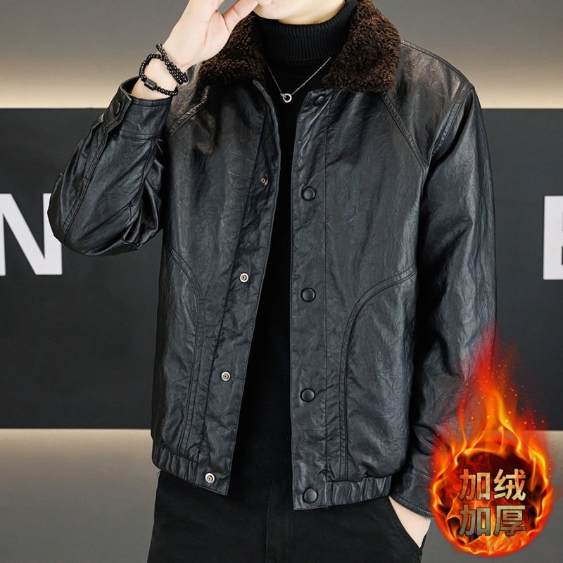 Men's Youth Leather Jacket with Teddy Fur Lining, Thickened and Warm, with a Turn-Down Collar, Long Sleeves, for Winter Men's Youth Leather Jacket with Teddy Fur Lining, Thickened and Warm, with a Turn-Down Collar, Long Sleeves, for Winter
