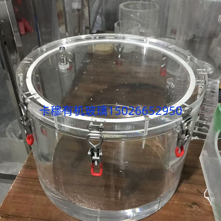 有机玻璃圆筒:从水桶到鱼缸的多功能变身