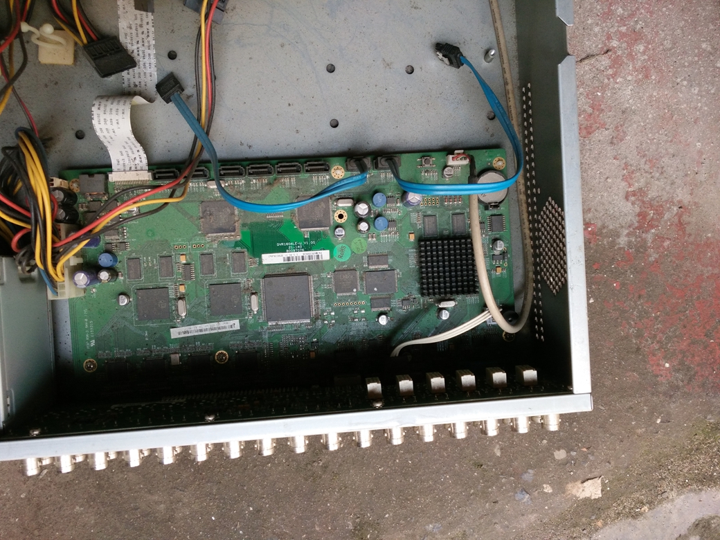 H series 16-way hard disc recorders DH-DVR1604HE DVR1604LE-U 80097076