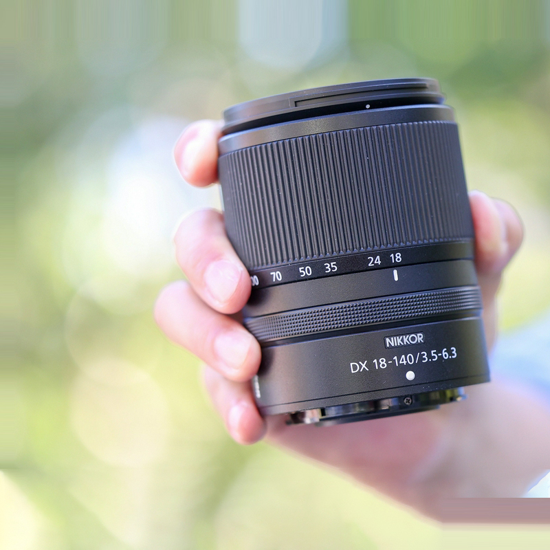 Nikon Z Dx 18-140mm F/3.5-6.3 Vr Half-Frame Mirrorless Camera Travel Zoom Lens