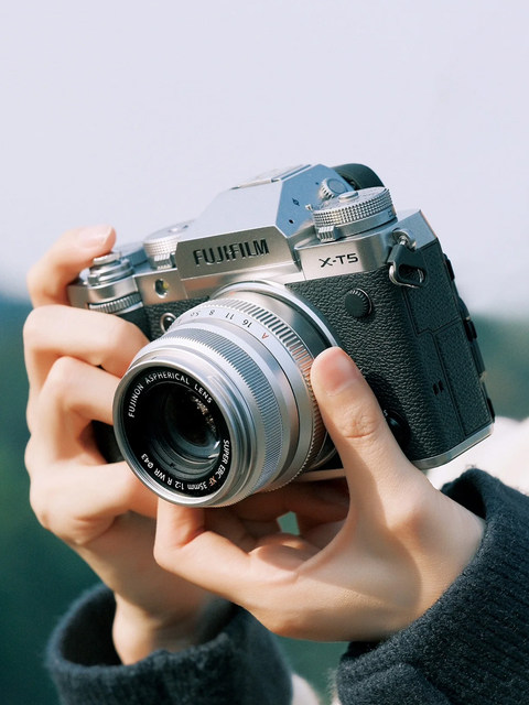 Fujifilm X-T5 literary retro flagship five-axis anti-shake 4K high-definition mirrorless digital camera xt5