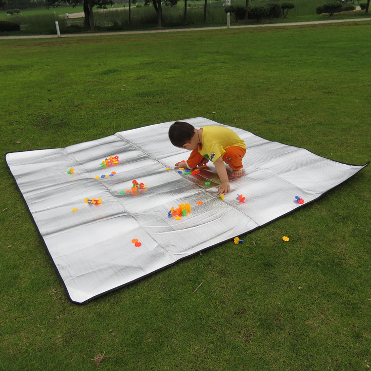 Special price promotion outdoor 200 * 150cm aluminum foil anti-damp cushion wild dining cushion baby crawl cushion cloth bag packaging