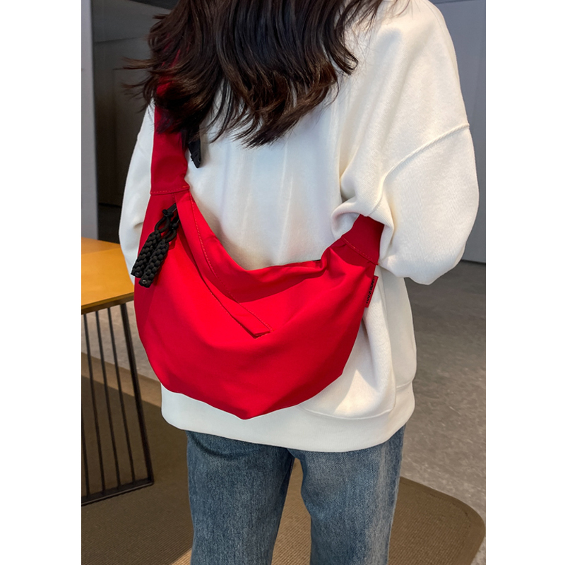 Women's New 2026 Casual Versatile Large-Capacity High-End Student Crossbody Bag Red Casual Canvas Bag Trendy