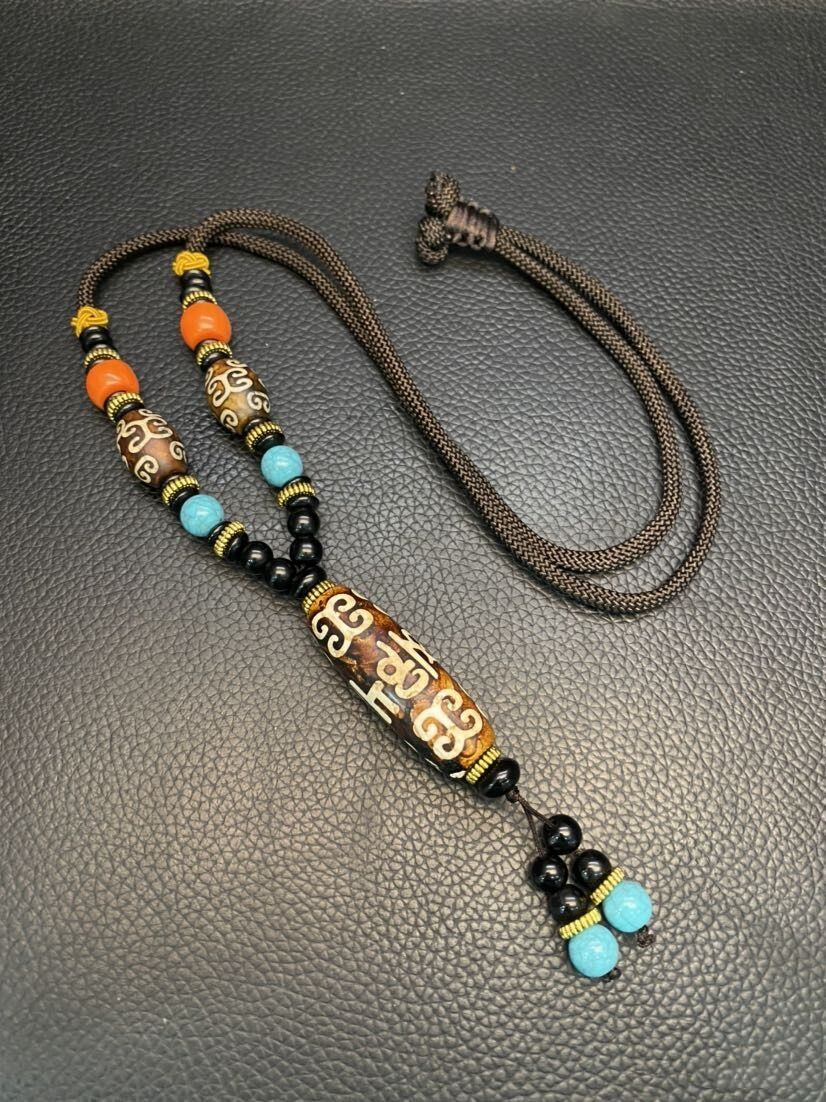 Back print Six words true words beads necklace natural Tibet Nine eye celestial beads pendant necklace original stone male and female