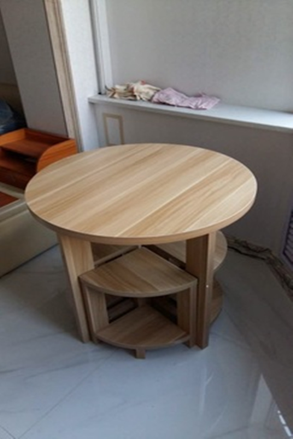 Round Dining Table To Discuss Reception Small Apartment Round Dining Table To Discuss Reception Small Apartment Chair Simple