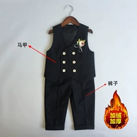 Флисовый черный жилет, штаны, галстук-бабочка на лацкан