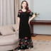 Váy lụa cotton mẹ mùa hè váy ngắn tay của phụ nữ trung niên của phụ nữ rộng trên đầu gối thêu váy dài rayon - Váy dài Váy dài