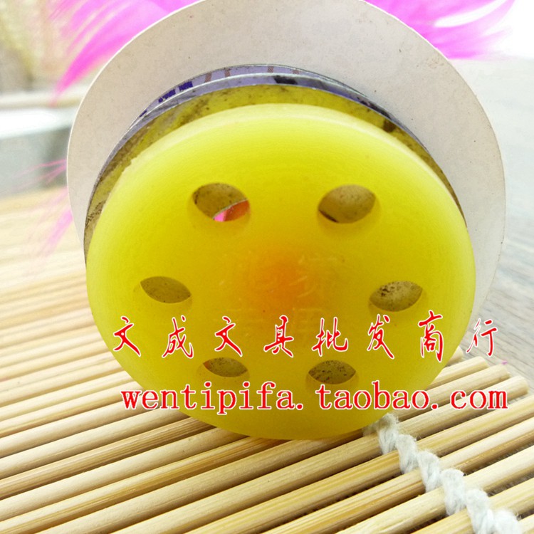Qunying Ryukyu Màu bọ cạp ngỗng Trò chơi đặc biệt Thịt bò dày gân dưới đá đàn hồi - Các môn thể thao cầu lông / Diabolo / dân gian cầu lông vịt