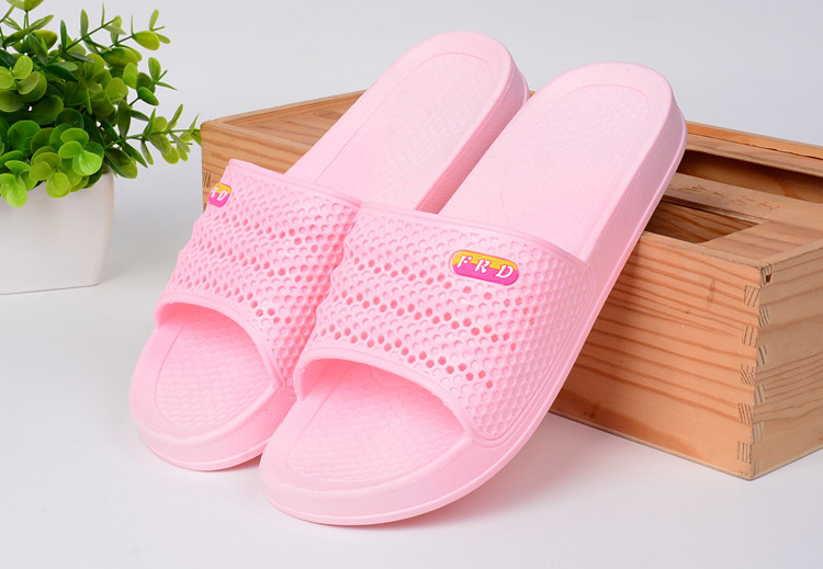 Dép thoáng khí nam mùa hè trong nhà và ngoài trời nhà mềm đáy phòng tắm chống trượt dép lacoste
