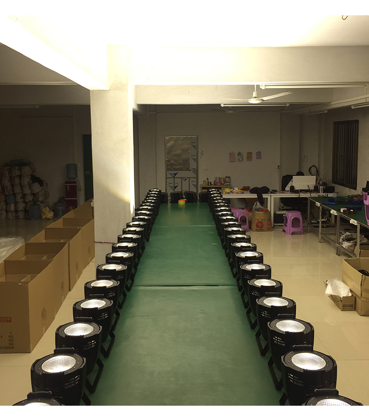 Sân khấu chiếu sáng cob xe hai trong một cho thấy PA LED bề mặt ánh sáng lớn ngoài trời hiệu suất thiết bị chiếu sáng đám cưới đèn chớp