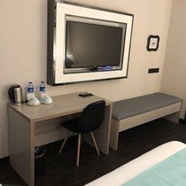 Hotel Hotel TV cabinet simple modern hotel apartment writing desk luggage cabinet soft bag stool computer desk customization