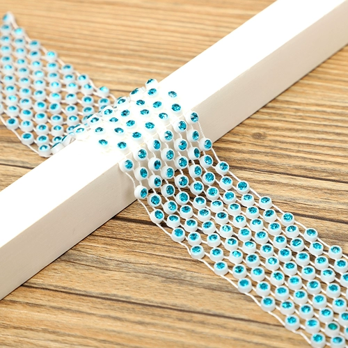 Галстук, длинный мягкий ремень для танцевального шоу