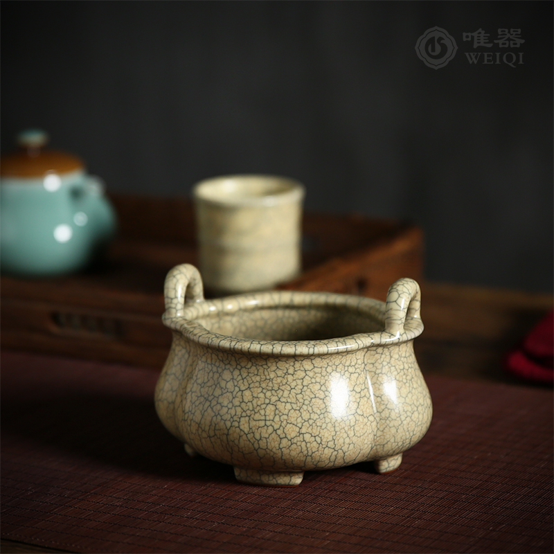 Celadon master Wu Junchun handmade incense burner handed down from Ge kiln gold wire and iron wire incense burner ceramic flower pot collection