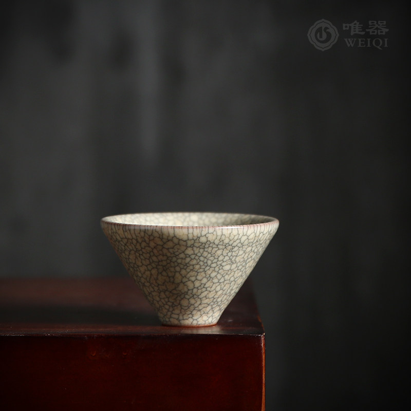 Green porcelain Wu Junquan Artisanal Tea Tea Tasting Cup Biography of the Gothic Kiln Owner's Cup of Ink Tattoog Cup of Tea