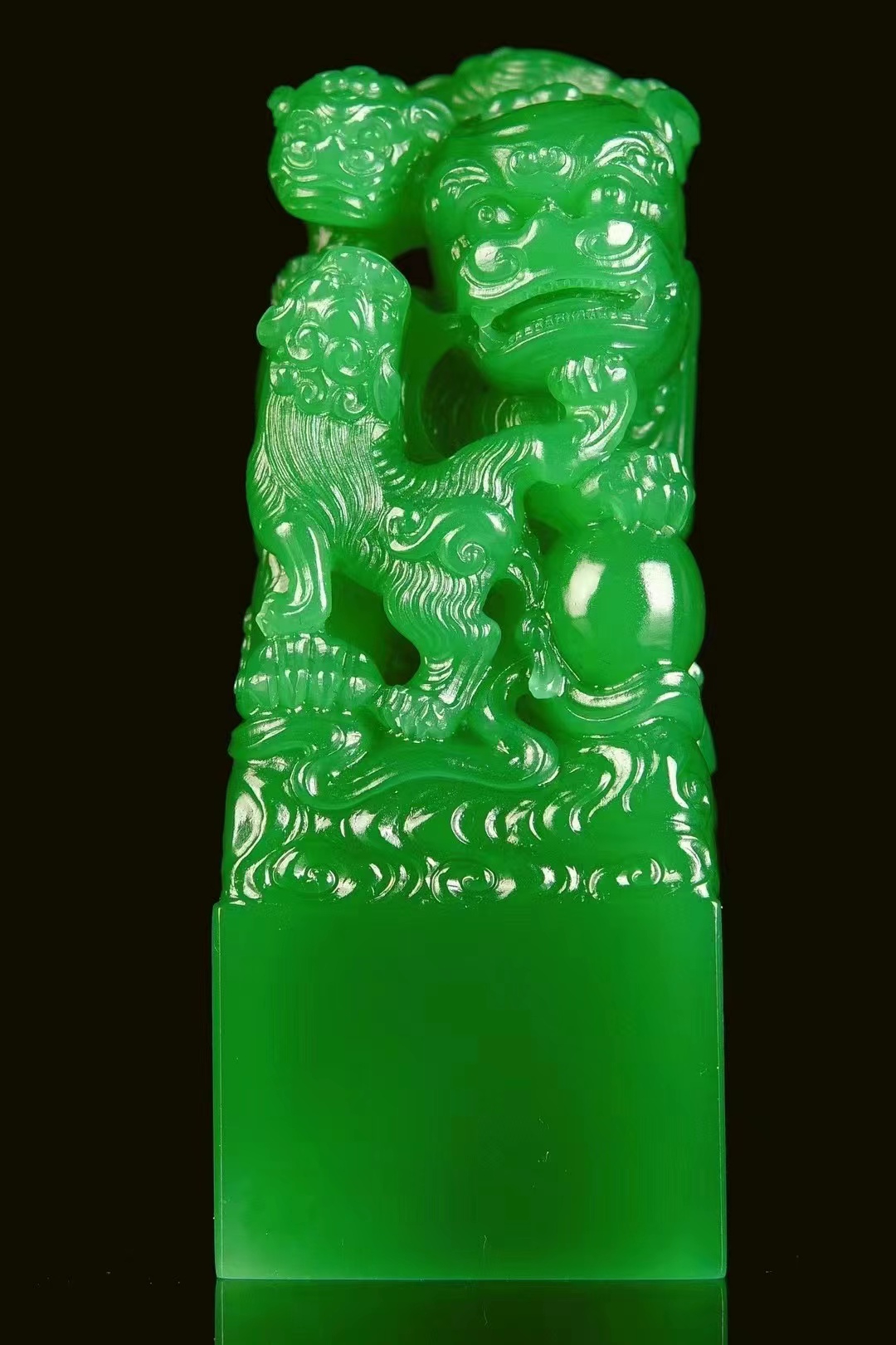 Tian Yellowstone Seal Shoushan Stone Seal Material Stone Pendulum Pieces Ya'an Green Handlebar Pieces Master Works Seal Engraving Name Badge