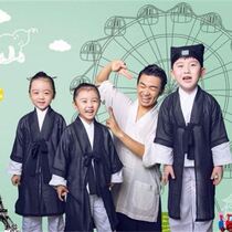 In the past there was a mountain dance costume.