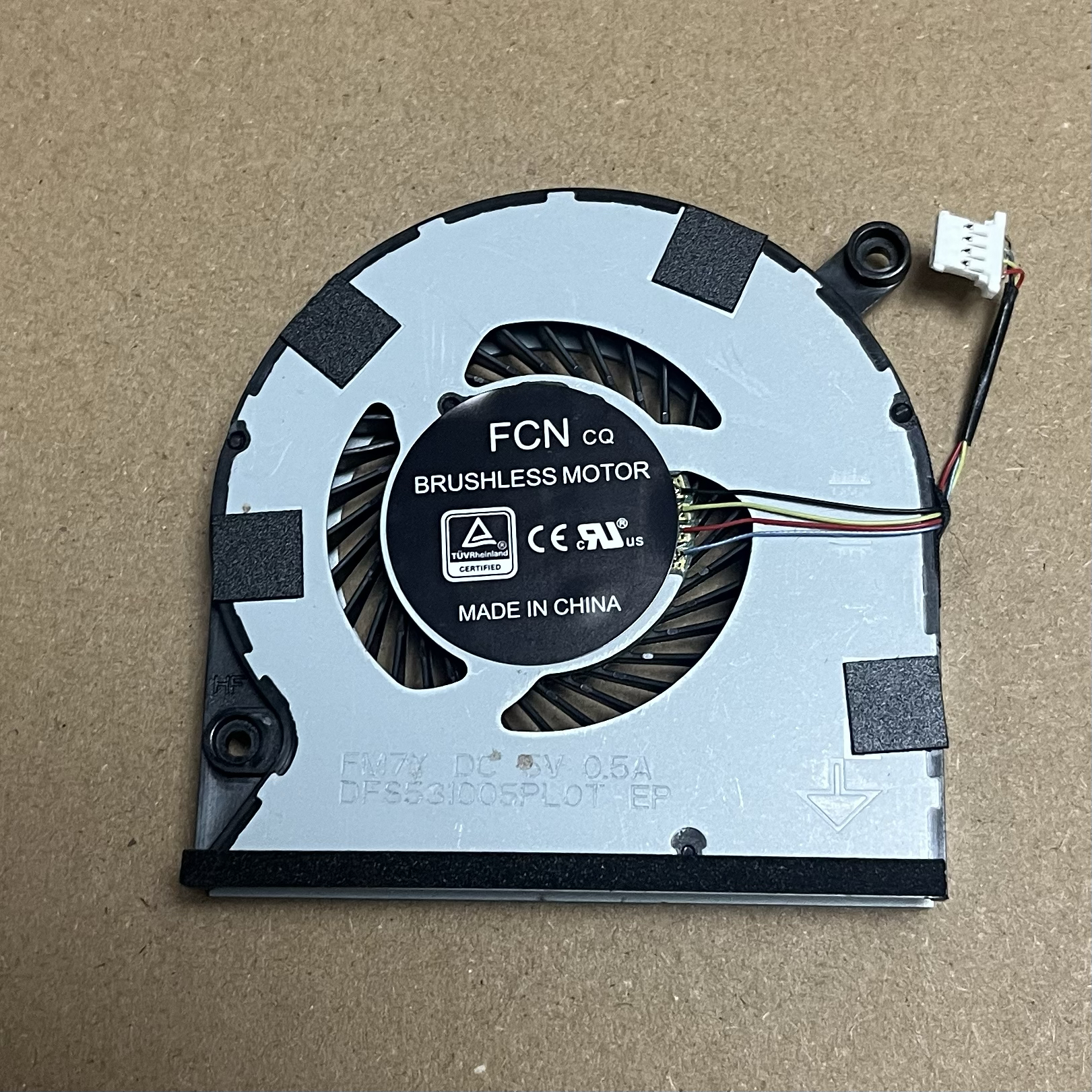 新しいMaibenben Damai 6S 6XファンLG 15UD780ノートブック冷却CPUファンに適しています