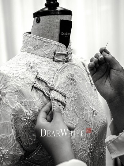亲爱的白原创《鸣泉》新中式白色旗袍婚纱蕾丝连衣裙订婚礼服女